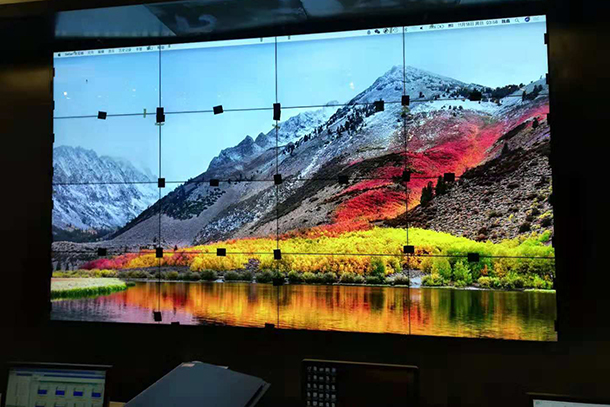 上海环贸液晶拼接电子屏